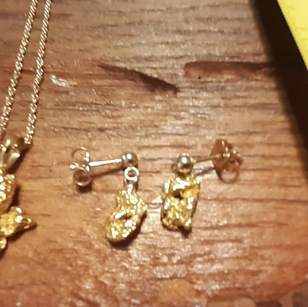 14 K yellow gold Nugget style pendant and Nugget style dangle earrings - Picture 8 of 8